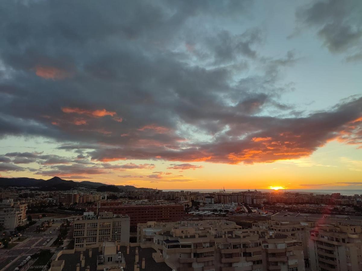 Espectacular apartamento con increíbles vistas Apartamento Málaga Exterior foto